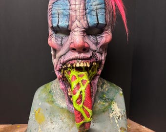 Kackle Creepy Clown Halloween Latex Mask