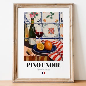 Póster con impresión de botella de Pinot Noir vintage: arte estético del vino para hogares y bares