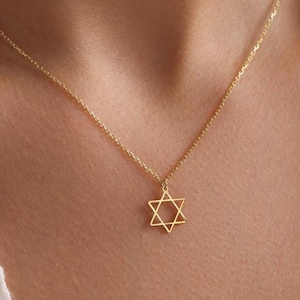 Star of David Necklace, Jewish Star Charm, Silver Magen David,Tiny Star of David Necklace,Jewish Star of David Necklace,Dainty Star of David