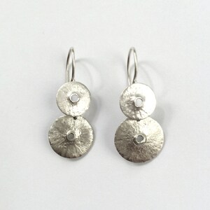 Handmade Silver Earrings in Sterling Silver with Organic Seed Pod Design immagine 4