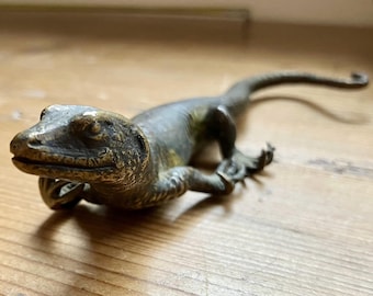 Antique (ca. 1900) Austrian Cold-Painted Bronze Lizard by Franz Bergmann
