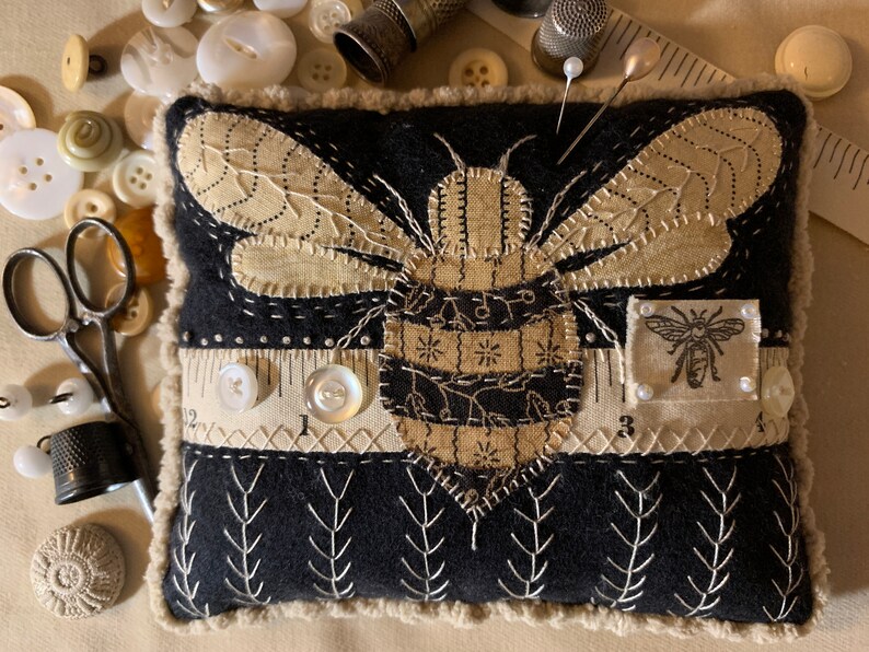 Let it Bee pincushion appliqué and embroidery pincushion PDF image 0