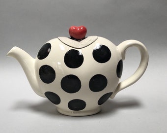 Ceramic Tea Pot with Heart