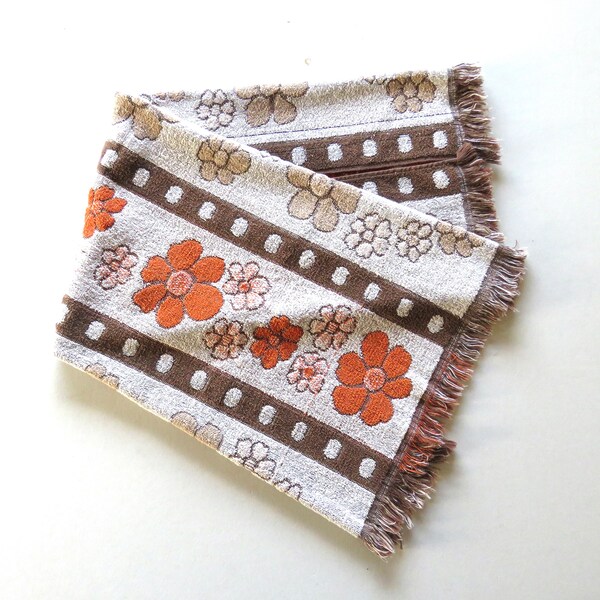 Vintage MCM Orange Brown White Bath Kitchen Towel 100% Cotton Sculpted Terry Cloth