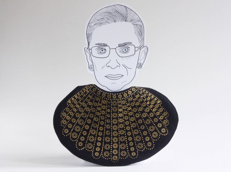 Dissent Collar Baby Bib / Ruth Bader Ginsburg / Notorious RBG / Supreme Court / Judge / Democrat / Lawyer / Collar / Political / Baby Gift imagem 1