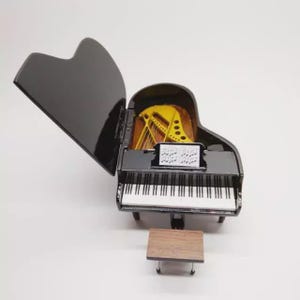 Miniature Black Grand Piano: 1/6 Scale Classical Home Decor