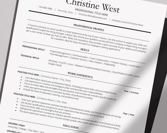 Può includere: Un modello di curriculum vitae professionale con il nome "Christine West" in alto. Il curriculum include sezioni per il profilo professionale, le competenze, l'esperienza lavorativa, l'istruzione e le certificazioni. Una piccola pianta in vaso si trova nell'angolo in alto a sinistra.
