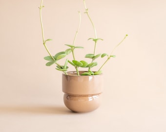 Caramel Mini Succulent Pot, Minimalist Pottery Planter (3.75 inch)