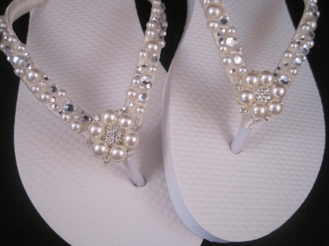 Pearl Crystal Bridal Flip Flops Custom Bridal Sandals Gianna | Etsy