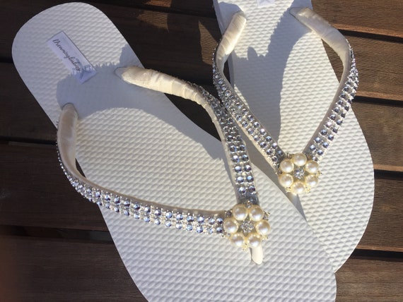 Bridal Flip Flops Custom Pearl Bridal Sandals Annabeth | Etsy