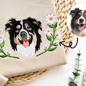 Custom Dog Face Embroidered Sweatshirt,Personalized Pet Face and Pet name Sweatshirt,Personalized with Your Pet's Photo,Gift for Dog Dad/Mom