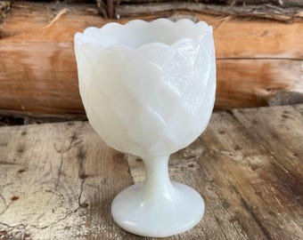 Hübsche Milchglas-Standschale, Vintage weiße Glasschüssel, Kompott, Becher, Vase, Süßigkeits-Teller, strukturiertes Glasananana-Design, ausgebogter Rand