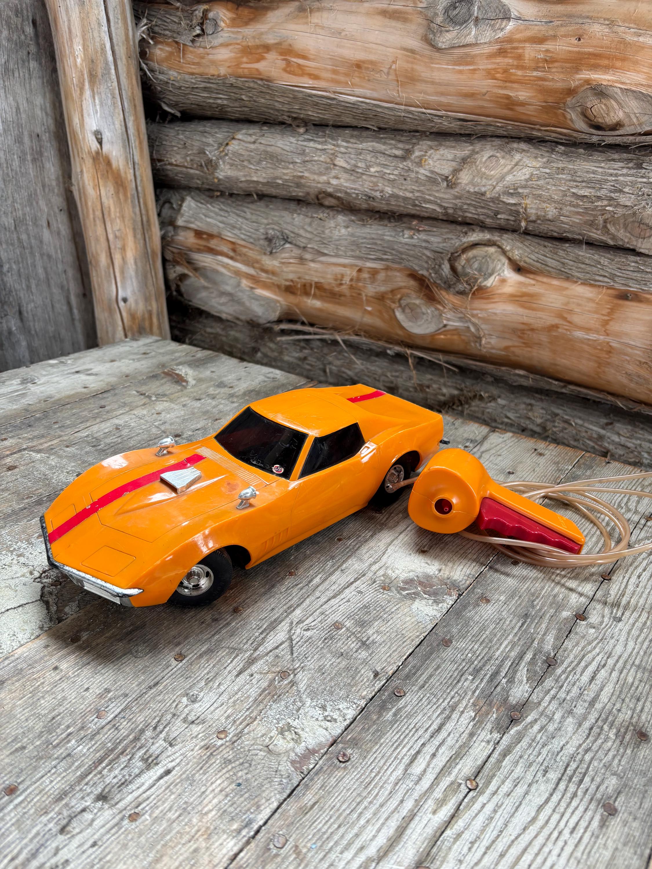 Vintage 1968 Eldon Corvette Stingray Toy Car From Japan. No