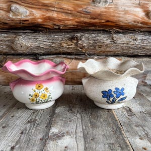 WÄHLEN SIE… Vintage MEDIUM Keramik African Violet Pflanzgefäß.