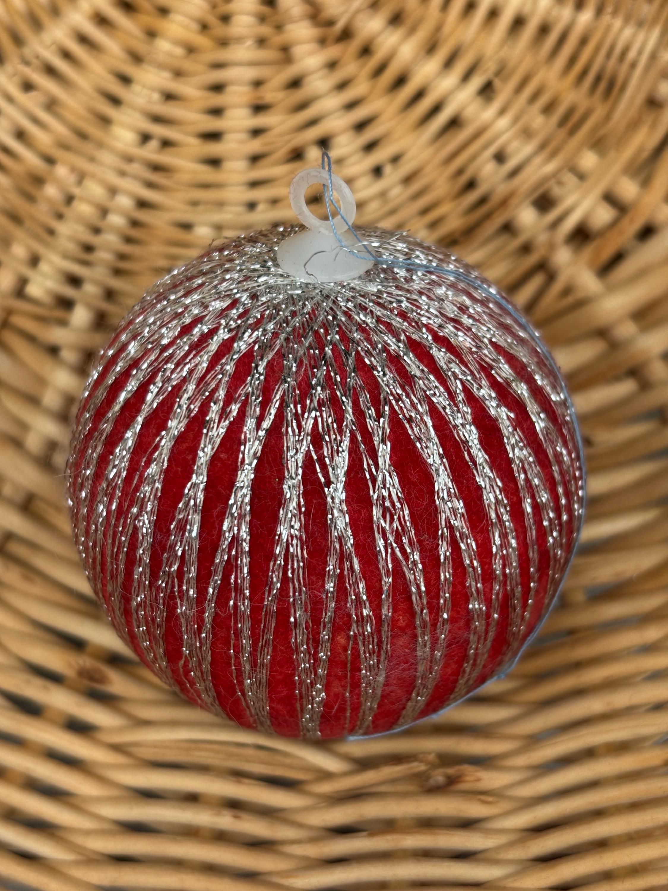 Boules De Noël En Fil De Soie Et Mousse - Lot De 6