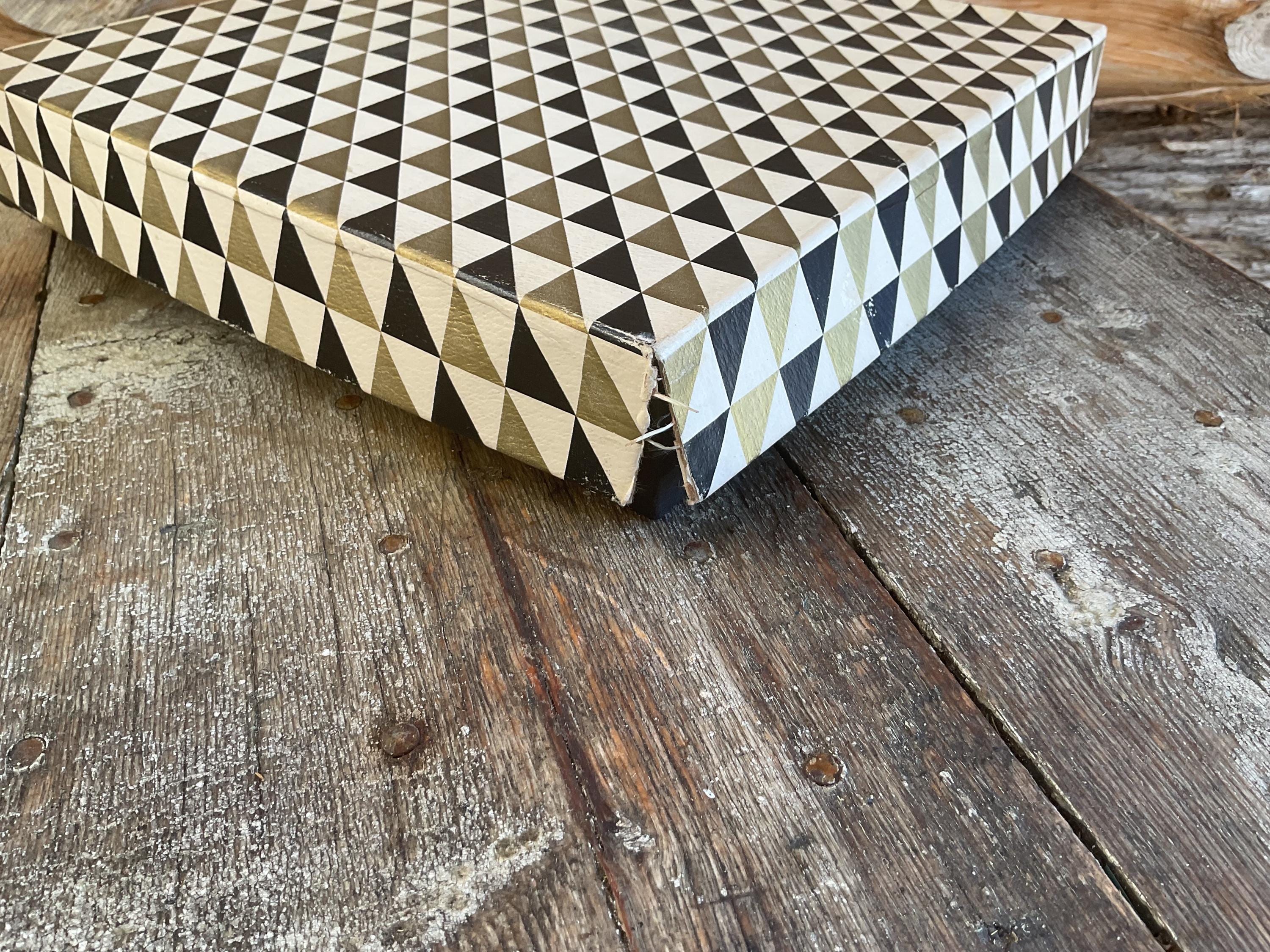 Acquista applique etnici in alluminio con motivo damascato 19 cm