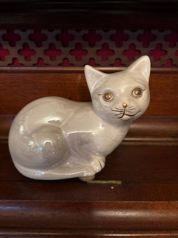 Vintage Cat Ceramic White Kitty Golden Eyes Style Pottery No