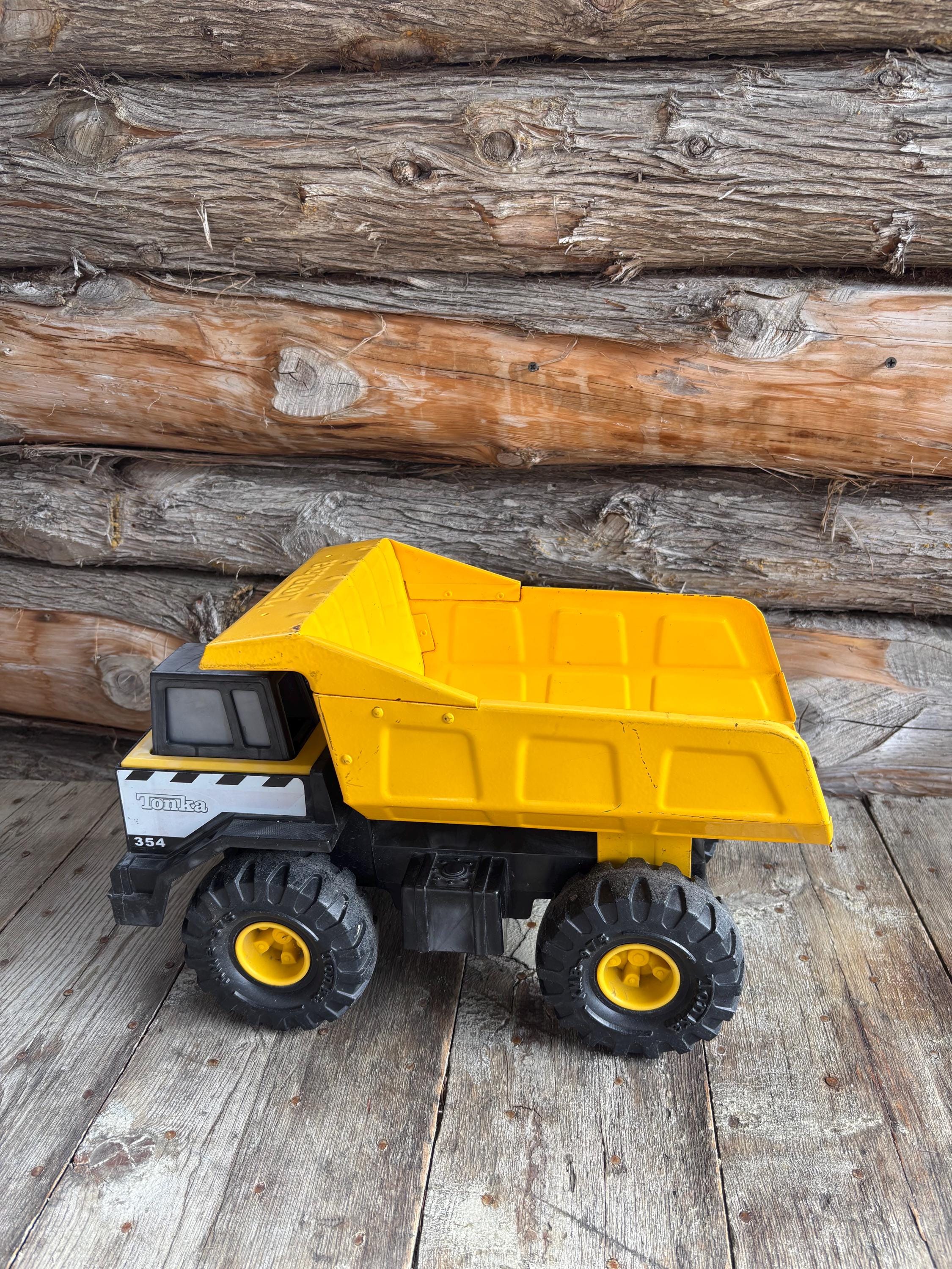 Tonka Dump Truck 354 Canada