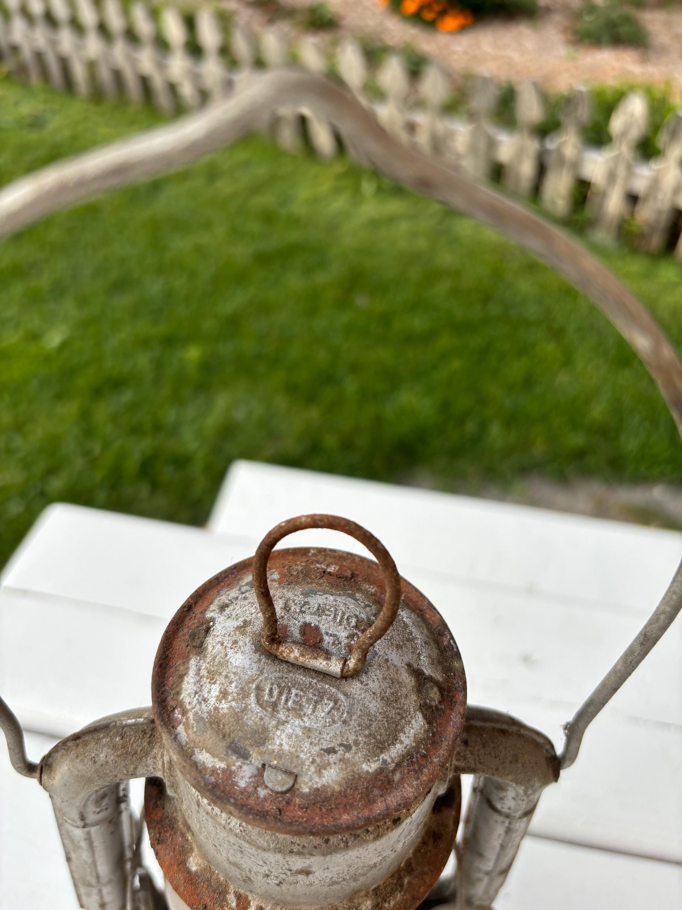 Dietz Comet Vintage Lantern ＊694607