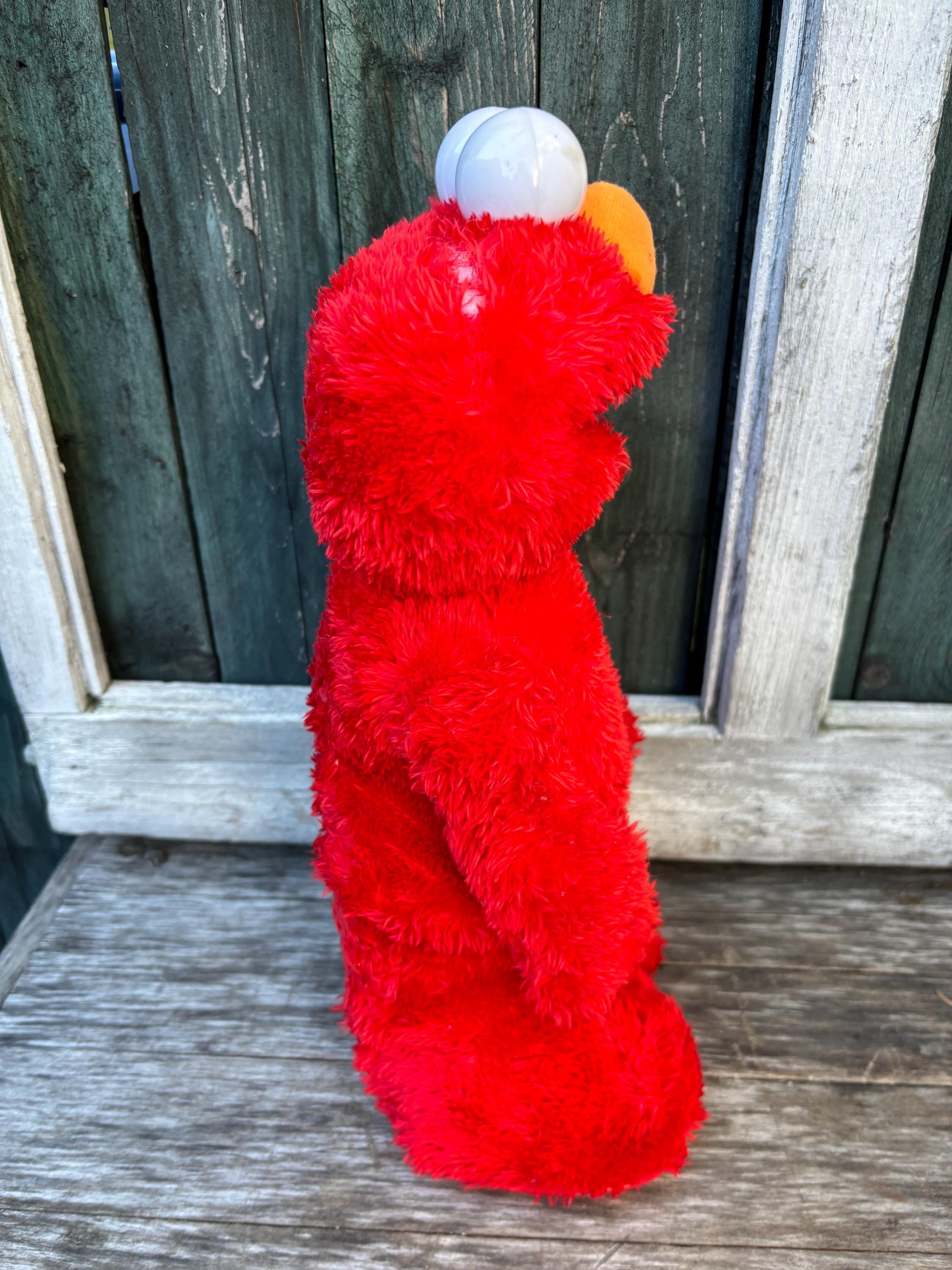 MATTEL 2005 TMX Tickle Me Elmo Fisher-price Sesame Street 14