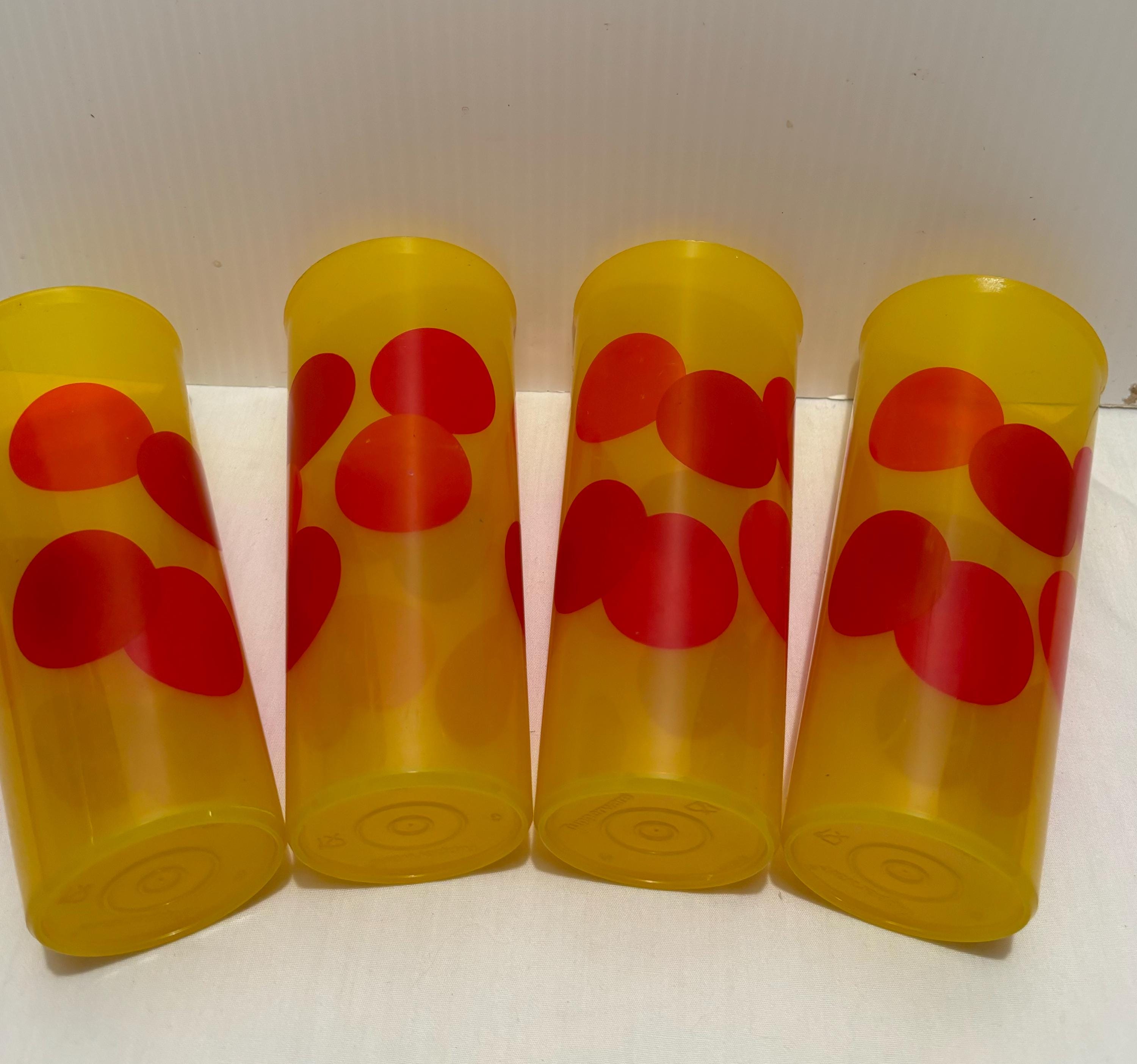 Tupperware Open House Set 4 Bicchieri In Rosso, Capacità 510,3 Grammi, Impilabili E Lavabili In Lavastoviglie, Resistenti E Pratici Per La Tavola Di Tutti I Giorni