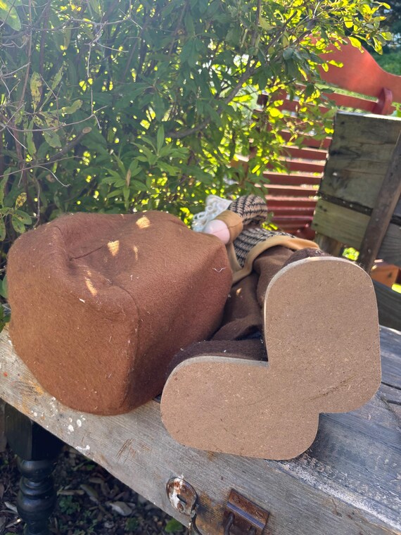 ヴィンテージの大型サンタクロース（高さ約60センチ）。重厚な