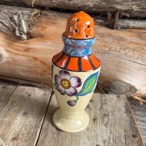 Vintage Hand Painted Trico China Art Deco Nagoya-Japan Floral Lustreware Salt / Pepper / Sugar Shaker / Muffineer.