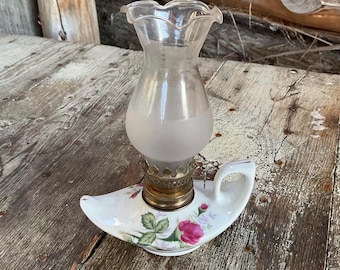 アンティーク ミニオイルランプ 陶器製 花柄 小さなオイルランプ ヴィンテージ ホワイト 花柄 磁器 6 インチ