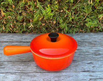 Vintage Le Cruset Orange Heavy Pot Cast Iron Enamel.