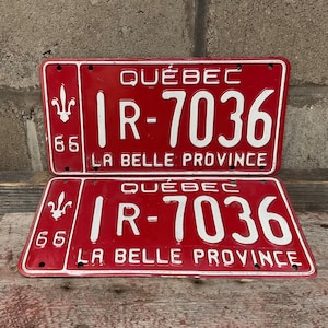 Vintage pair of Quebec license plates 1966.