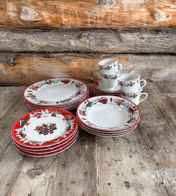 Royal Heritage Collection Holiday Joy Christmas Snowy Village