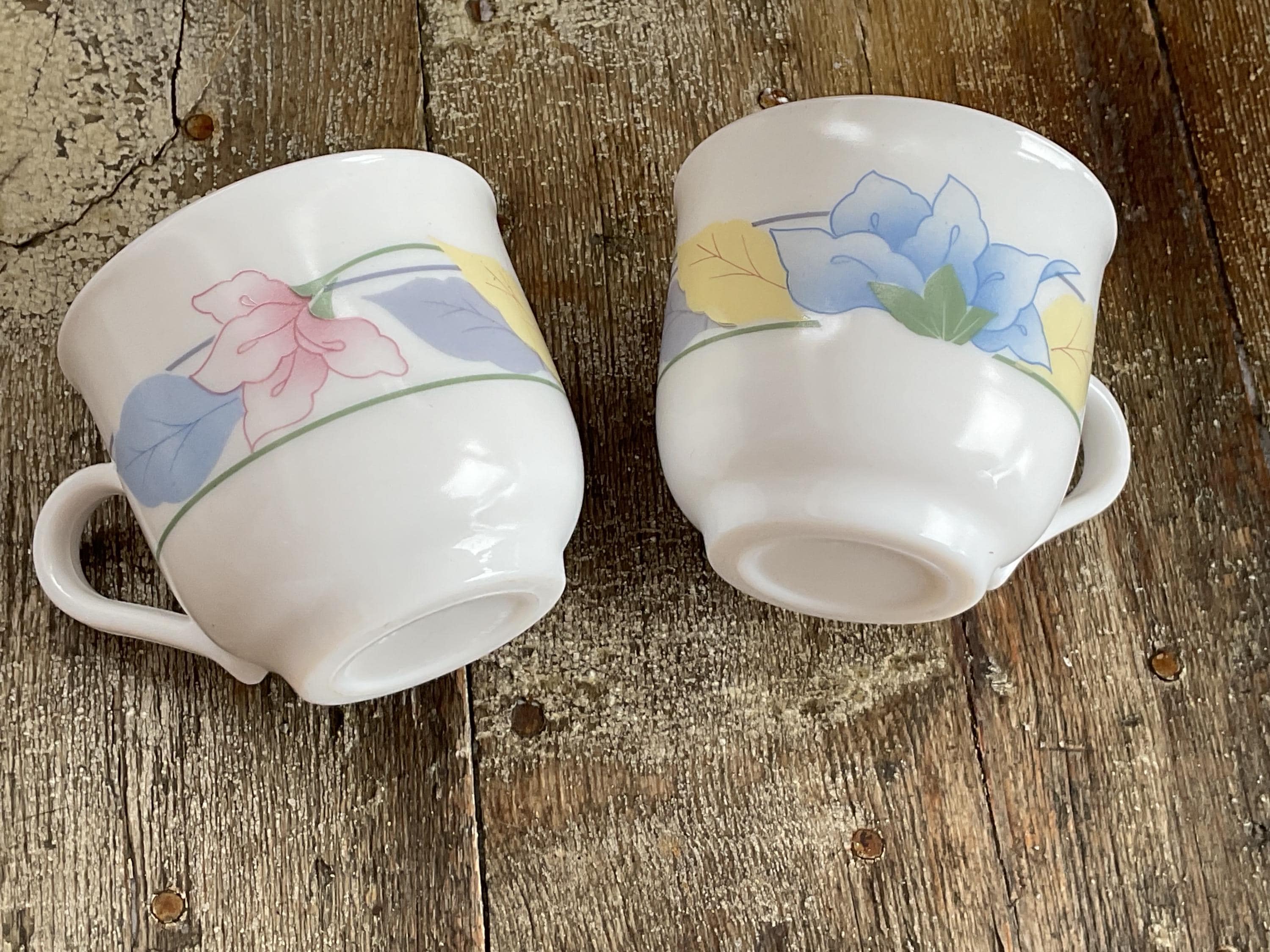 Tasse arcopal d'occasion - Arts de la table