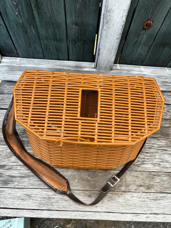 Panier vintage Primitive Fisherman en rotin pour cantre de pêche pour transporter votre grosse prise du jour - France