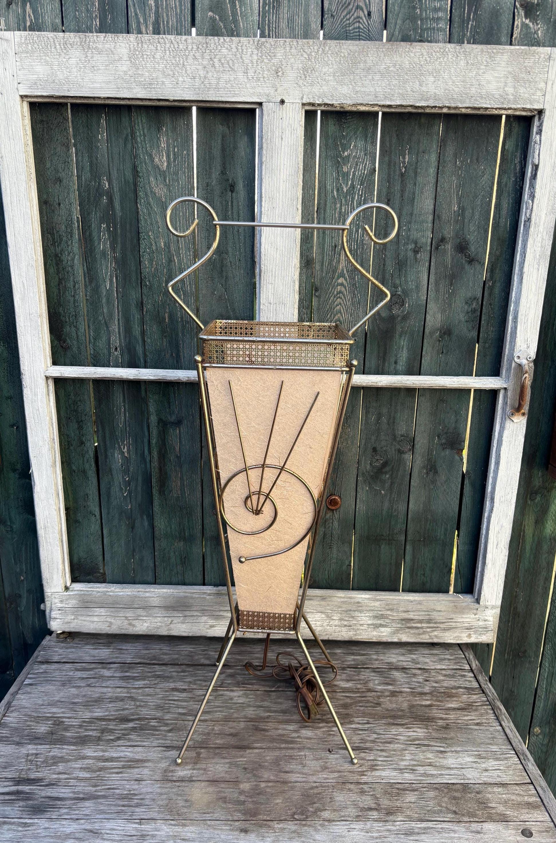 Vintage Standing Ashtray&Lamp, H 281/2”, metal frame. Ashtray not inclued.