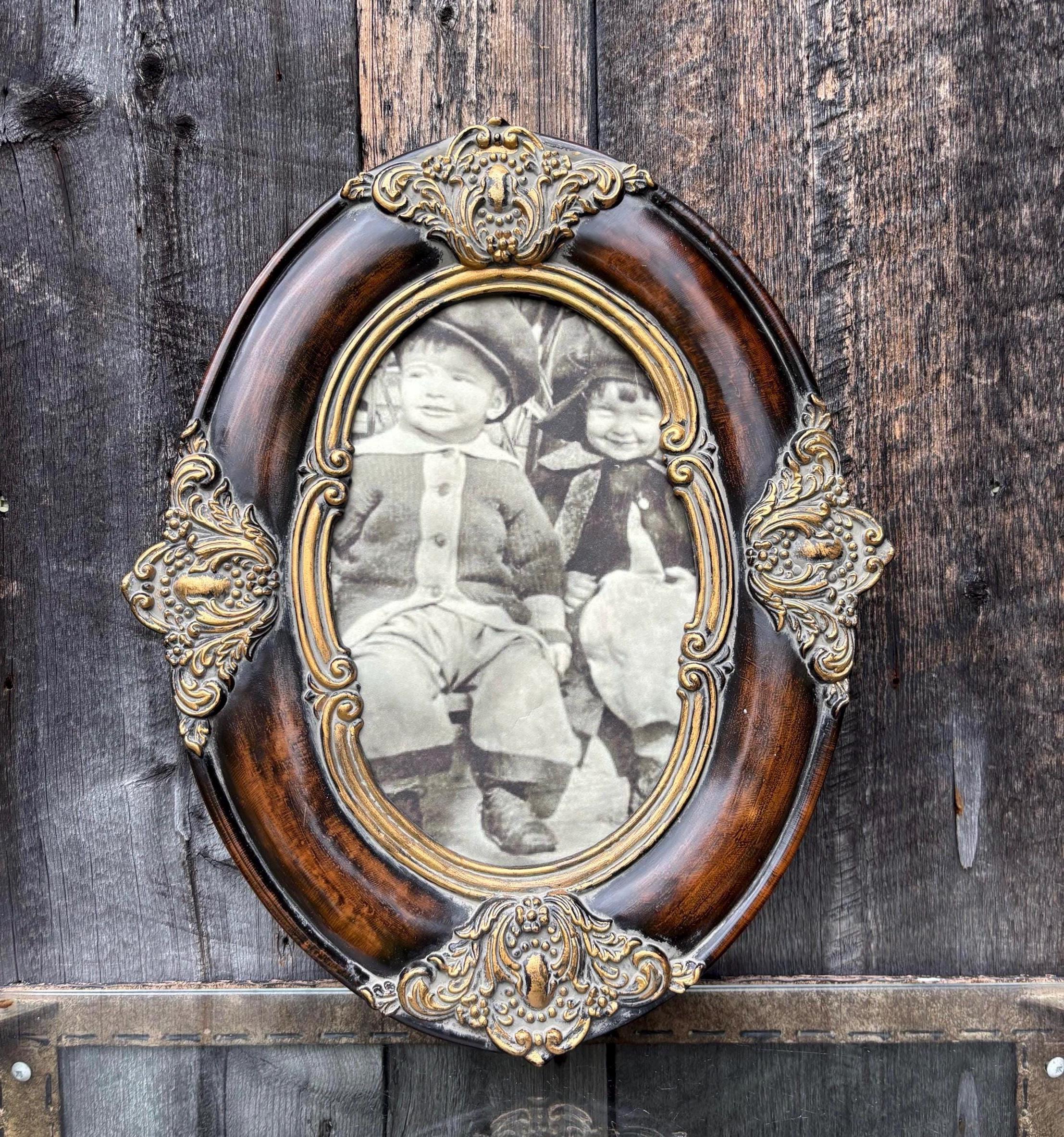Vintage Oval Picture Frame, Plastic With Gold Trim, 15x12 - Etsy