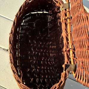 Créel De Pêche Vintage En Osier Et Cuir - Panier Ancien - Très Charmant