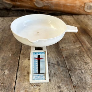 Vintage Weight Watchers Scale and Bowl, Made in USA, Weight Watchers International, Inc.