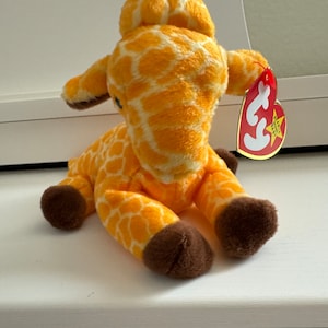 TY Beanie Babies &quot;Twigs&quot; giraffe 1996