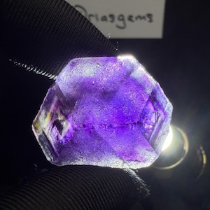 Alien eye fluorite - Etsy 日本