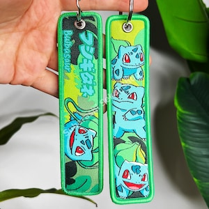 Llavero de anime bordado de doble cara: regalo para fans y coleccionistas de anime (Poke 14)