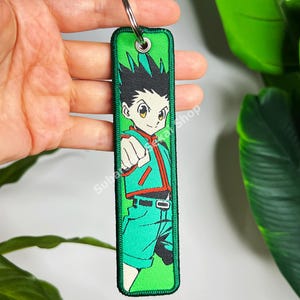 Double-Sided Embroidered Anime Keychain – Gift for Anime Fans and Collectors Hunter 01