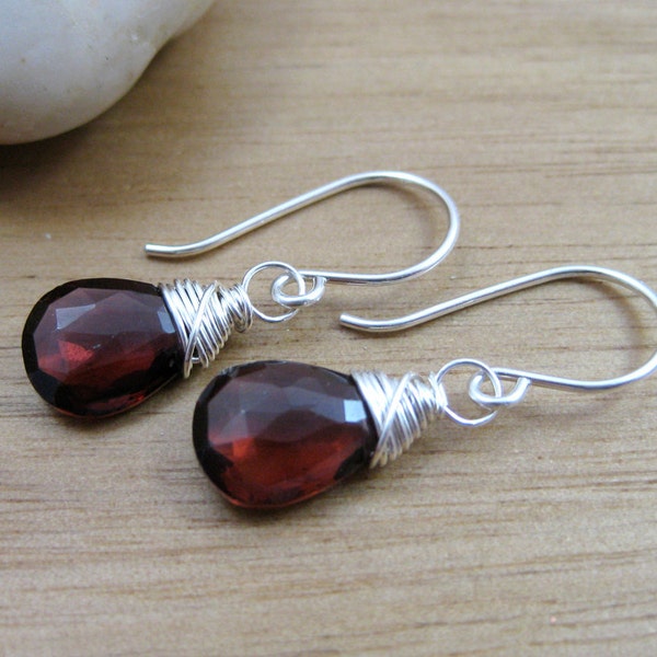 2 Perle Ciondolo/Charm In Granato Naturale 12mm Con Argento Sterling 925 &ndash; Per Orecchini O Creazione Gioielli