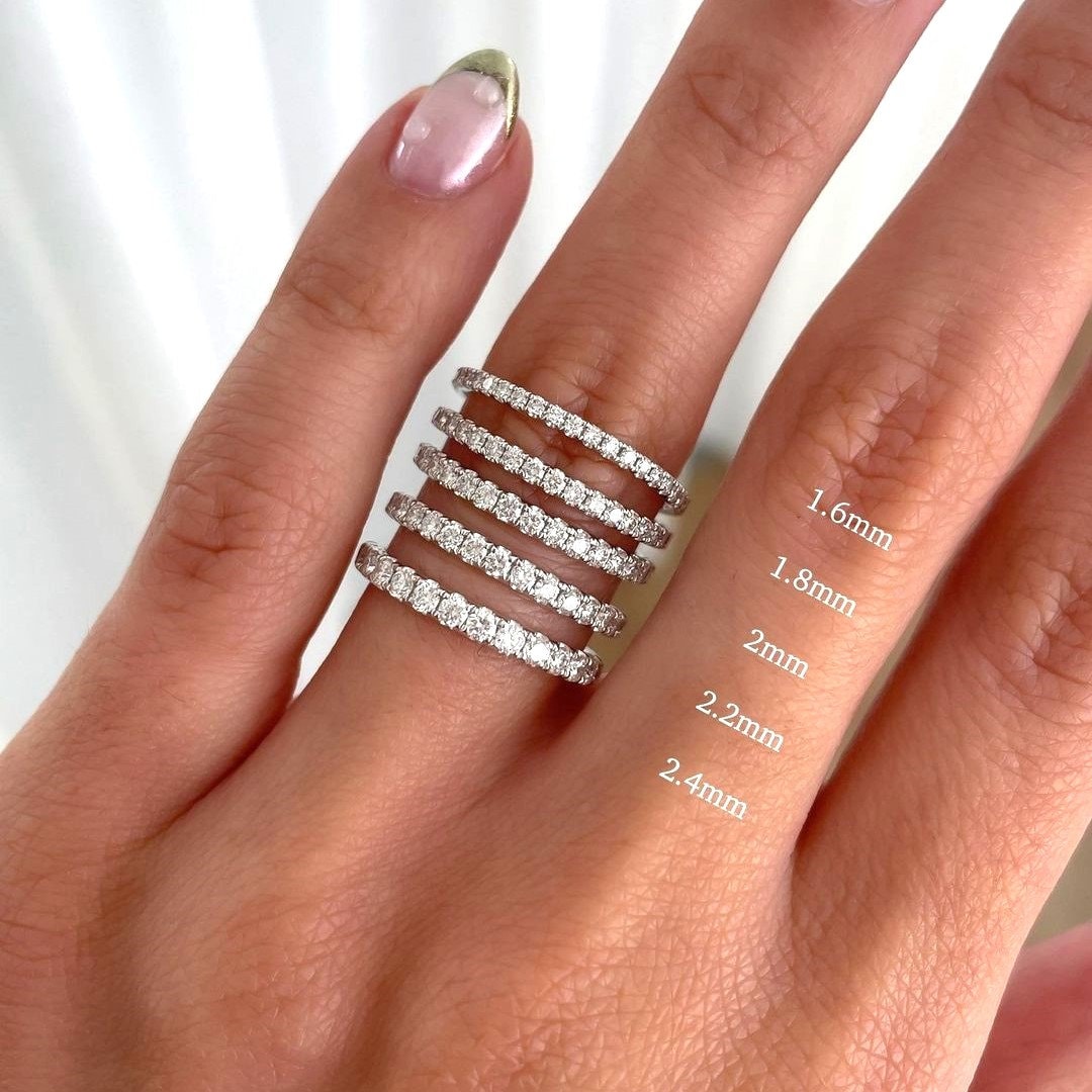 D/VVS2 Round Cut Diamond Eternity Band, Diamond Anniversary