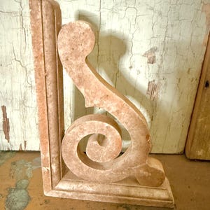 Wooden Corbel