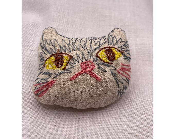 Handmade Cat Face Embroidered Brooch Pin With Safety Backing - Etsy