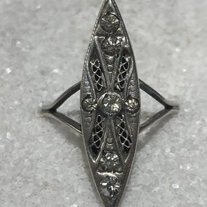 Silver Filigree and Rhinestone Art Deco Ring size 6 weight 3 grams