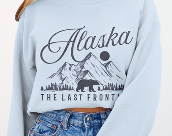 Alaska The Last Frontier Bear Mountain Unisex Sweatshirt Crewneck Sweater Vintage
