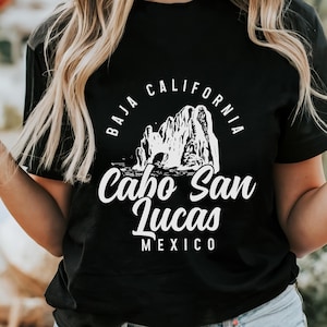 Cabo San Lucas Mexico Shirt Mexican Tshirt Vintage Baja California Mexico Gifts Vacation Souvenir Unisex T-Shirt
