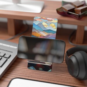 Cactus Stained Glass Style Phone Stand Western Landscape Vintage Mobile Display Stand for Smartphones image 4