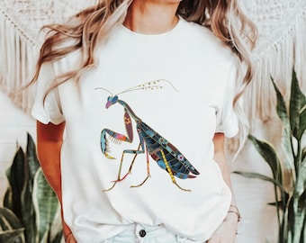 Praying Mantis Shirt Vintage Floral Pattern Tshirt Colorful Flower Insect Art Praying Mantis Lover Gift Idea T-Shirt